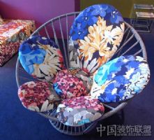 花紅柳綠的溫馨果色居室風(fēng)格混搭客廳裝修圖片