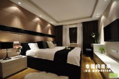 幸?，斊娑? 彰顯黑白經(jīng)典風(fēng)