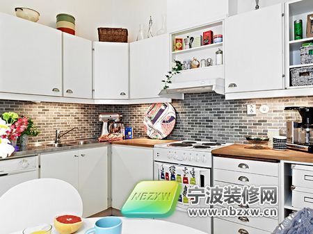簡(jiǎn)約廚房裝修圖片